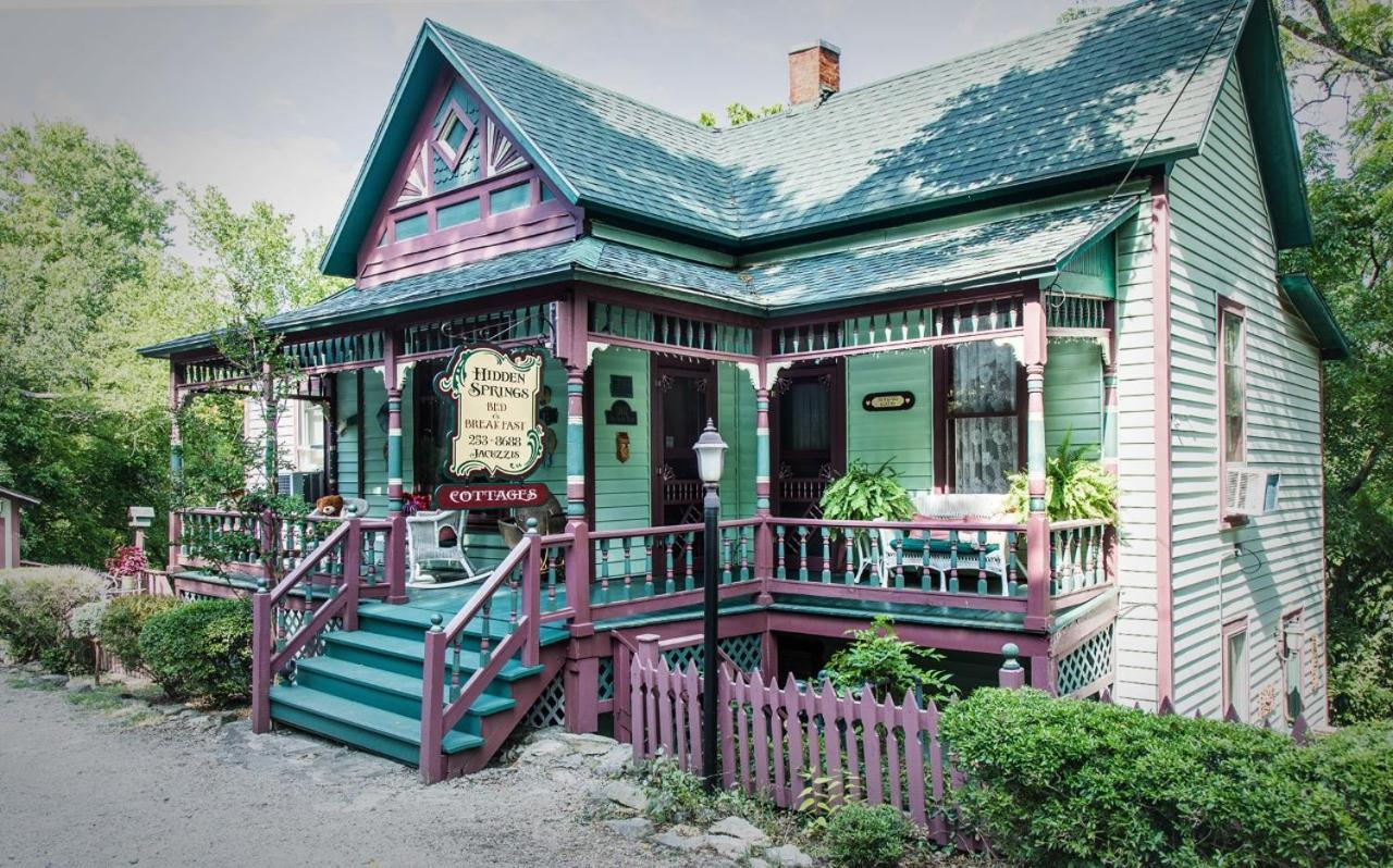 Hidden Springs Bed And Breakfast Eureka Springs Exterior photo