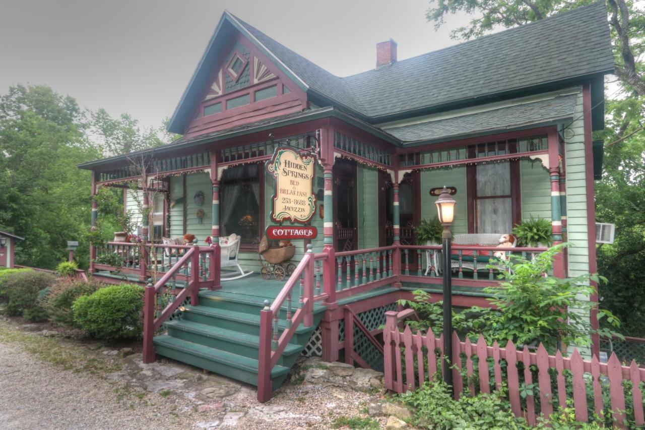 Hidden Springs Bed And Breakfast Eureka Springs Exterior photo